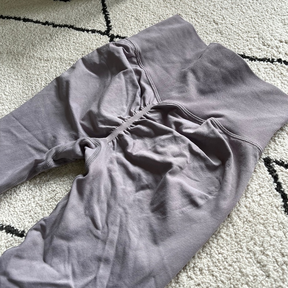 Scrunch butt leggings